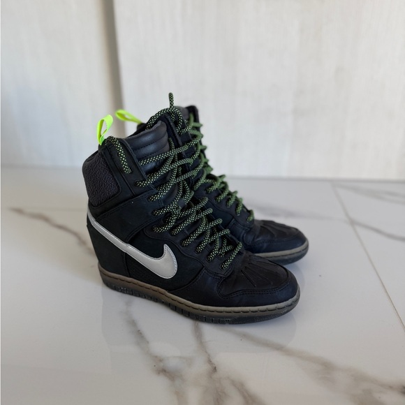 DUNK SKY HI SNEAKERBOOT 2.0 size 7w hidden wedge - Picture 2 of 7